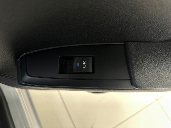 Toyota Corolla XI (E160 E170) Рестайлинг 2 с пробегом 2019 года, цена 1 410 000 рублей, 142892 км, универсал, Автокод Объявления