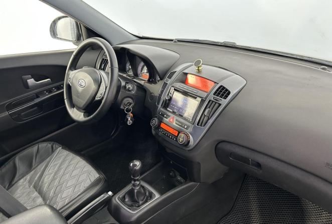 Kia Ceed I с пробегом 2009 года, цена 749 000 рублей, 204756 км, универсал, Автокод Объявления