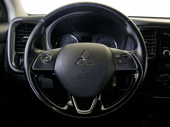 Mitsubishi Outlander III Рестайлинг 2 с пробегом 2016 года, цена 1 699 000 рублей, 98541 км, внедорожник, Автокод Объявления