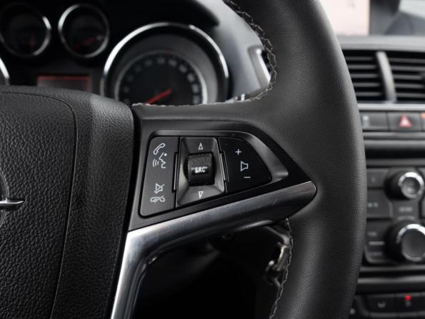 Opel Mokka I с пробегом 2014 года, цена 1 000 000 рублей, 120579 км, внедорожник, Автокод Объявления