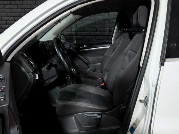 Volkswagen Tiguan I Рестайлинг с пробегом 2015 года, цена 1 570 000 рублей, 228139 км, внедорожник, Автокод Объявления