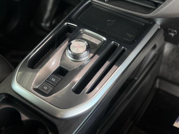 Haval Jolion I с пробегом 2023 года, цена 1 995 000 рублей, 39620 км, внедорожник, Автокод Объявления