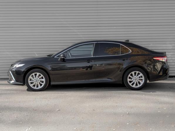 Toyota Camry VIII (XV70) Рестайлинг с пробегом 2023 года, цена 3 850 000 рублей, 10719 км, седан, Автокод Объявления