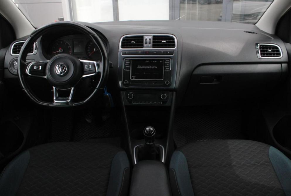 Volkswagen Polo V Рестайлинг Саратов  - изображение 19