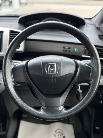 Honda Freed I Рестайлинг с пробегом 2012 года, цена 930 000 рублей, 222907 км, компактвэн, Автокод Объявления