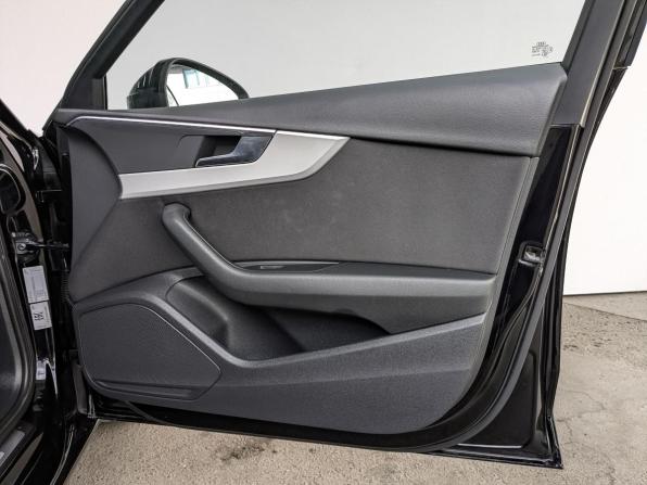 Audi A4 V (B9) с пробегом 2020 года, цена 2 795 000 рублей, 101712 км, универсал, Автокод Объявления
