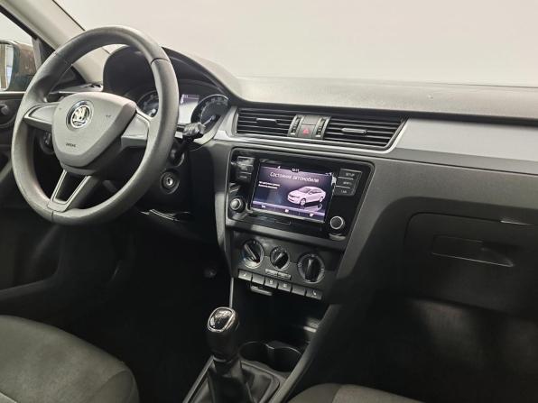 Skoda Rapid I Рестайлинг с пробегом 2019 года, цена 1 290 000 рублей, 57775 км, лифтбек, Автокод Объявления