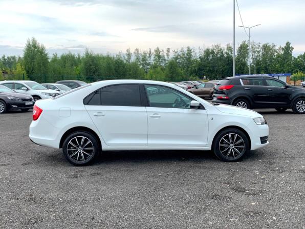 Skoda Rapid I с пробегом 2017 года, цена 1 254 200 рублей, 105894 км, лифтбек, Автокод Объявления