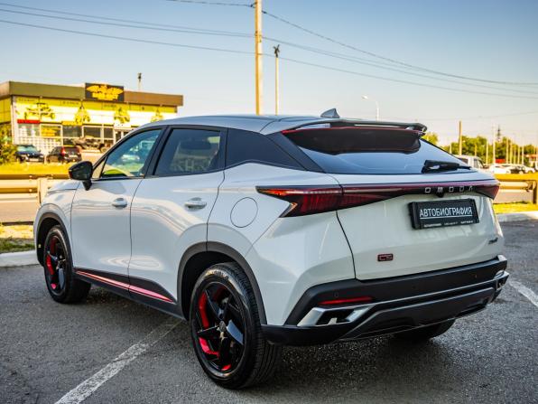 Omoda C5 I с пробегом 2023 года, цена 1 598 000 рублей, 47673 км, внедорожник, Автокод Объявления