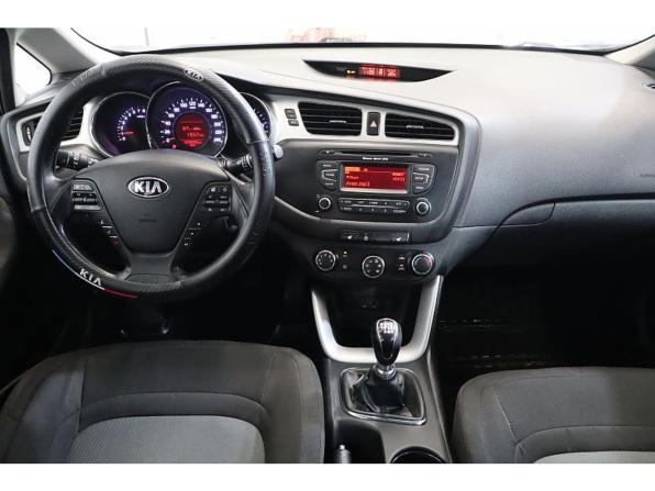 Kia Ceed II с пробегом 2013 года, цена 749 000 рублей, 209826 км, универсал, Автокод Объявления