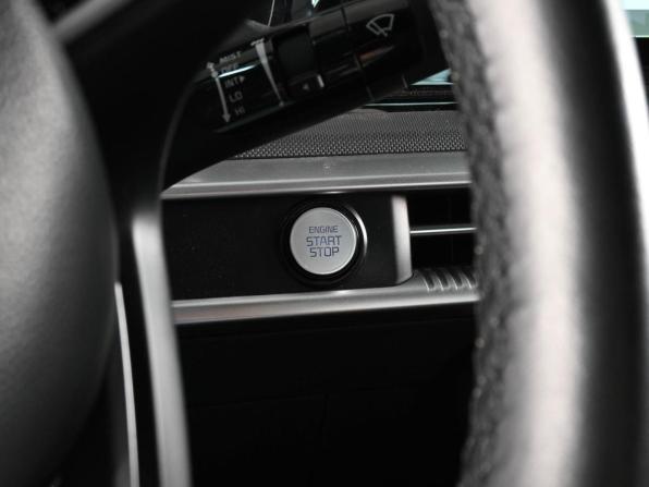 Kia K5 III с пробегом 2022 года, цена 2 948 000 рублей, 60156 км, седан, Автокод Объявления