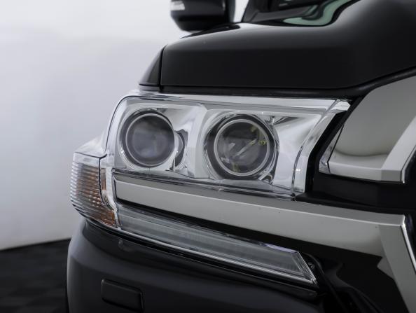 Toyota Land Cruiser 200 Series Рестайлинг 2 с пробегом 2019 года, цена 8 387 000 рублей, 31050 км, внедорожник, Автокод Объявления