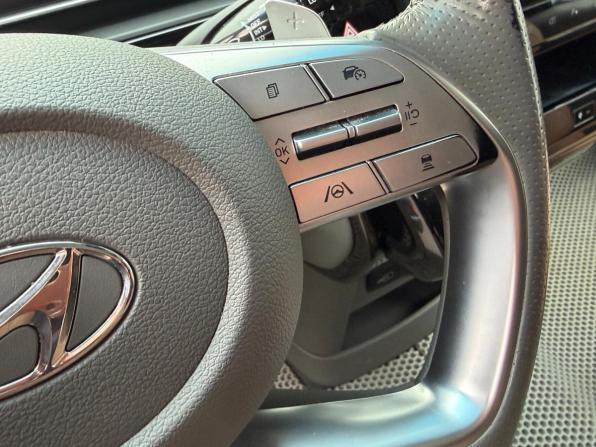 Hyundai Staria I с пробегом 2021 года, цена 4 799 000 рублей, 65706 км, минивэн, Автокод Объявления