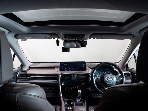 Lexus RX IV Рестайлинг с пробегом 2019 года, цена 5 380 000 рублей, 66304 км, внедорожник, Автокод Объявления