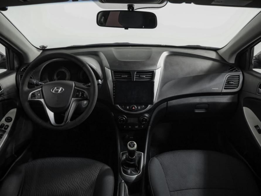 Hyundai Solaris I Санкт-Петербург  - изображение 10
