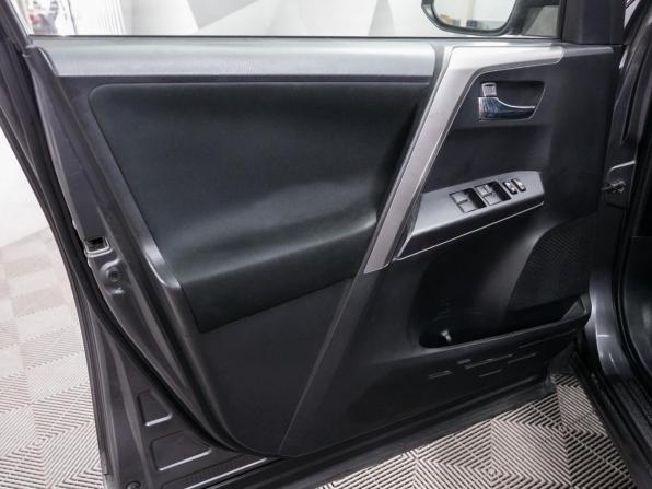 Toyota RAV4 IV (XA40) Рестайлинг с пробегом 2015 года, цена 2 150 000 рублей, 133200 км, внедорожник, Автокод Объявления