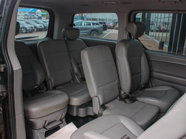 Hyundai Grand Starex I с пробегом 2015 года, цена 1 592 400 рублей, 283460 км, минивэн, Автокод Объявления