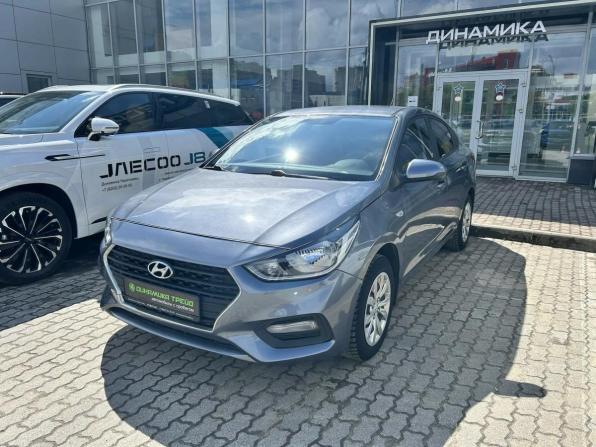 Hyundai Solaris II с пробегом 2018 года, цена 1 000 000 рублей, 150184 км, седан, Автокод Объявления