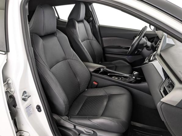 Toyota C-HR I Рестайлинг с пробегом 2021 года, цена 2 955 000 рублей, 47330 км, внедорожник, Автокод Объявления