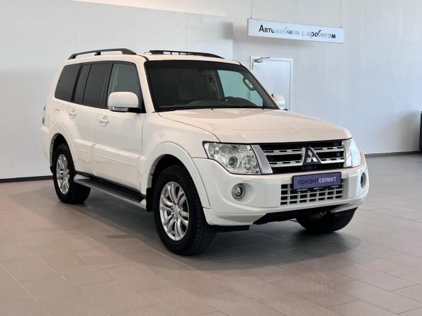 Mitsubishi Pajero IV Рестайлинг 1 с пробегом 2013 года, цена 2 100 000 рублей, 331632 км, внедорожник, Автокод Объявления