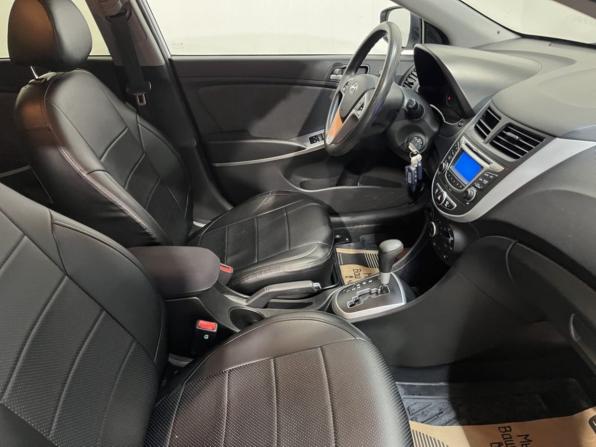Hyundai Solaris I с пробегом 2013 года, цена 815 000 рублей, 163110 км, седан, Автокод Объявления