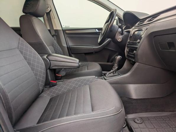 Skoda Rapid I Рестайлинг с пробегом 2019 года, цена 1 299 000 рублей, 181472 км, лифтбек, Автокод Объявления