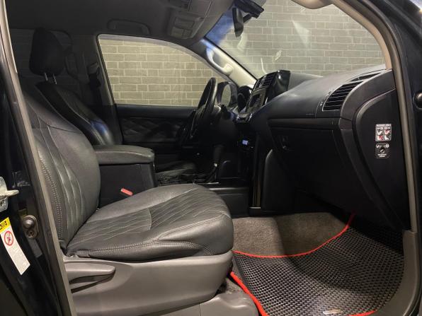 Toyota Land Cruiser Prado 150 Series с пробегом 2010 года, цена 2 200 000 рублей, 418297 км, внедорожник, Автокод Объявления