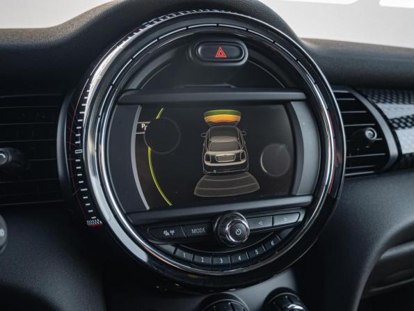 Mini Hatch III (F55/F56) с пробегом 2016 года, цена 2 385 000 рублей, 78458 км, хэтчбек, Автокод Объявления