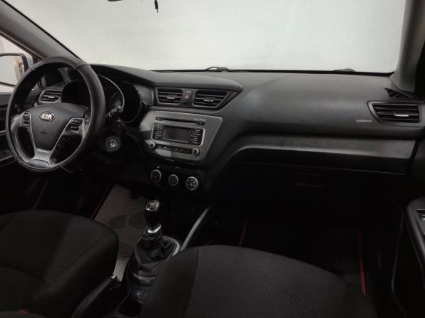 Kia Rio III Рестайлинг с пробегом 2017 года, цена 1 174 000 рублей, 118585 км, седан, Автокод Объявления