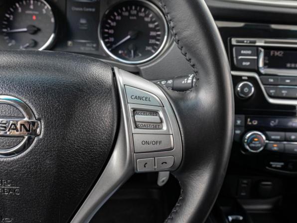 Nissan Qashqai II с пробегом 2017 года, цена 1 497 000 рублей, 121331 км, внедорожник, Автокод Объявления