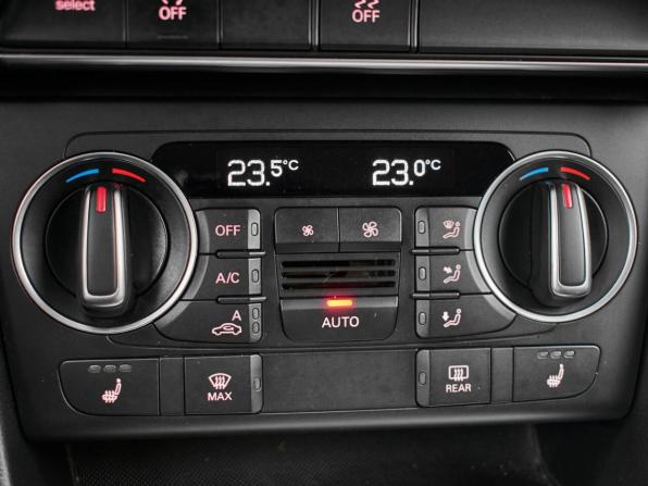 Audi Q3 I (8U) Рестайлинг с пробегом 2016 года, цена 1 915 000 рублей, 117893 км, внедорожник, Автокод Объявления