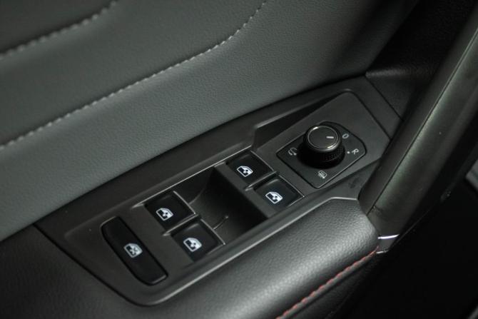 Volkswagen Tiguan II Рестайлинг с пробегом 2023 года, цена 4 379 000 рублей, 49656 км, внедорожник, Автокод Объявления