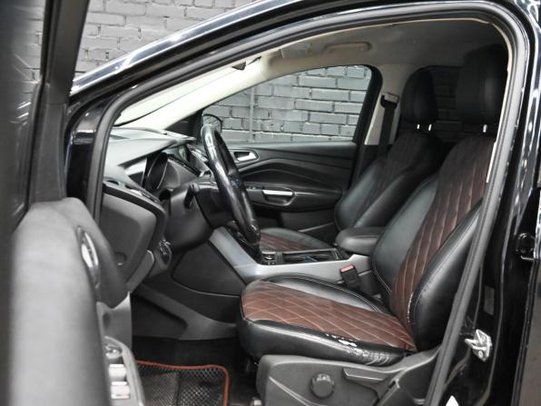 Ford Kuga II Рестайлинг с пробегом 2019 года, цена 1 700 000 рублей, 194960 км, внедорожник, Автокод Объявления