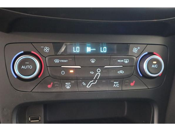 Ford Focus III Рестайлинг с пробегом 2018 года, цена 1 001 900 рублей, 202902 км, хэтчбек, Автокод Объявления