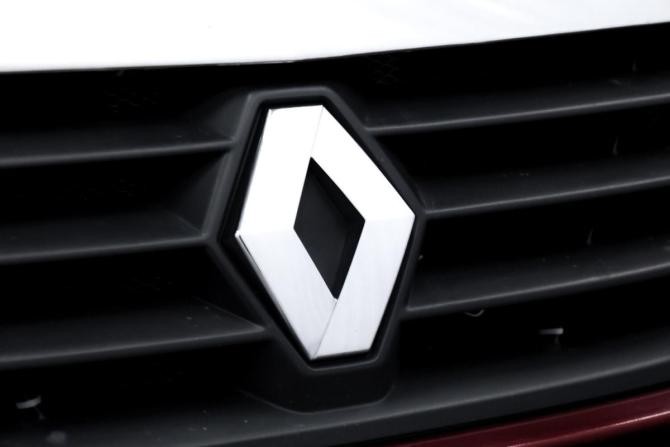 Renault Logan I Рестайлинг с пробегом 2012 года, цена 499 000 рублей, 227536 км, седан, Автокод Объявления