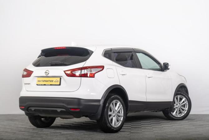 Nissan Qashqai II с пробегом 2018 года, цена 1 799 000 рублей, 166000 км, внедорожник, Автокод Объявления