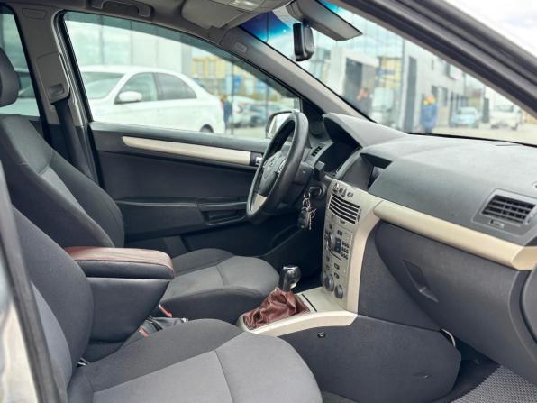 Opel Astra H Рестайлинг с пробегом 2008 года, цена 390 000 рублей, 366559 км, универсал, Автокод Объявления
