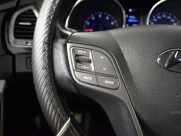 Hyundai Santa Fe III с пробегом 2013 года, цена 1 379 900 рублей, 216116 км, внедорожник, Автокод Объявления