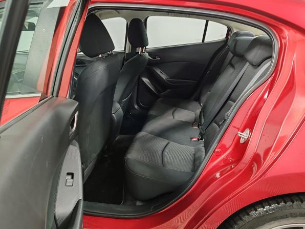 Mazda 3 III (BM) с пробегом 2015 года, цена 1 355 000 рублей, 102431 км, седан, Автокод Объявления
