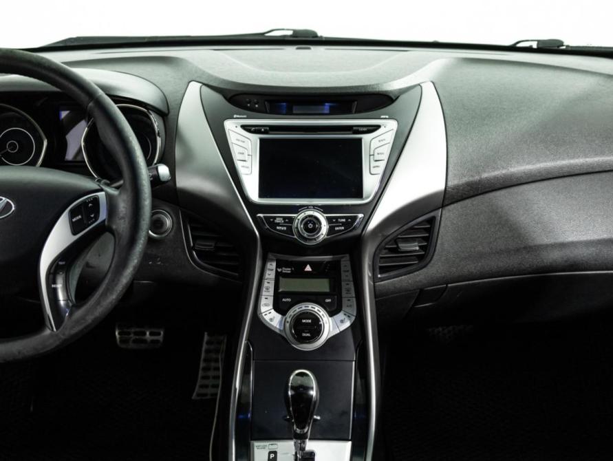 Hyundai Avante V Санкт-Петербург  - изображение 15