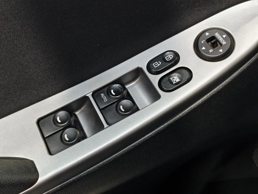 Hyundai Solaris I Рестайлинг Курск  - изображение 16