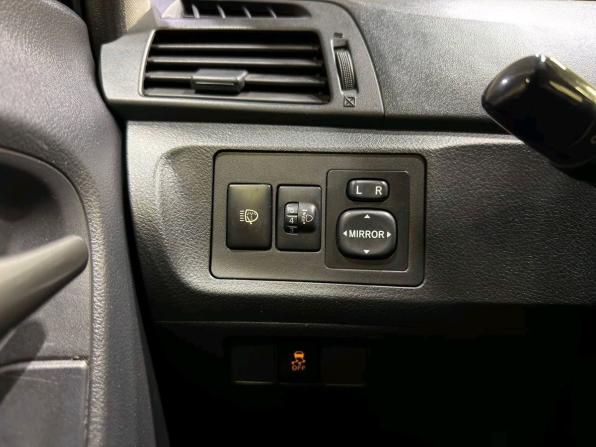 Toyota Verso I с пробегом 2009 года, цена 999 000 рублей, 246896 км, компактвэн, Автокод Объявления