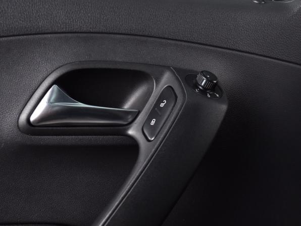 Volkswagen Polo V с пробегом 2011 года, цена 669 995 рублей, 181017 км, хэтчбек, Автокод Объявления