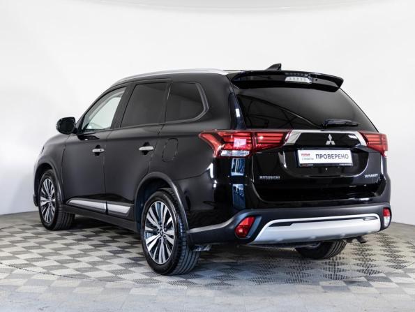 Mitsubishi Outlander III Рестайлинг 3 с пробегом 2020 года, цена 1 649 000 рублей, 202372 км, внедорожник, Автокод Объявления