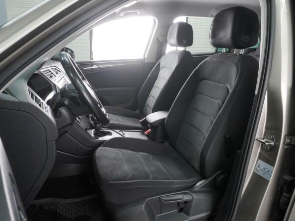 Volkswagen Tiguan II с пробегом 2018 года, цена 2 054 000 рублей, 139350 км, внедорожник, Автокод Объявления