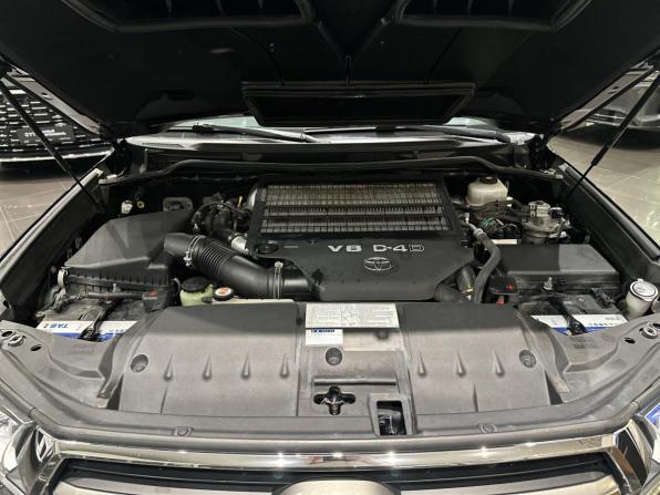 Toyota Land Cruiser 200 Series Рестайлинг 2 с пробегом 2019 года, цена 6 930 000 рублей, 232788 км, внедорожник, Автокод Объявления
