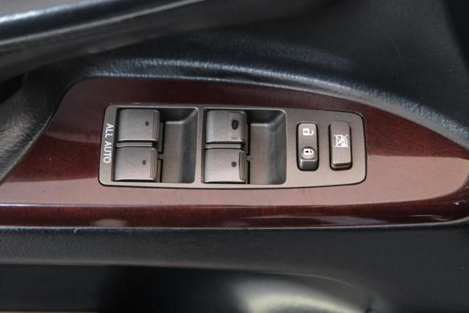 Lexus LX III Рестайлинг с пробегом 2013 года, цена 4 599 000 рублей, 227000 км, внедорожник, Автокод Объявления