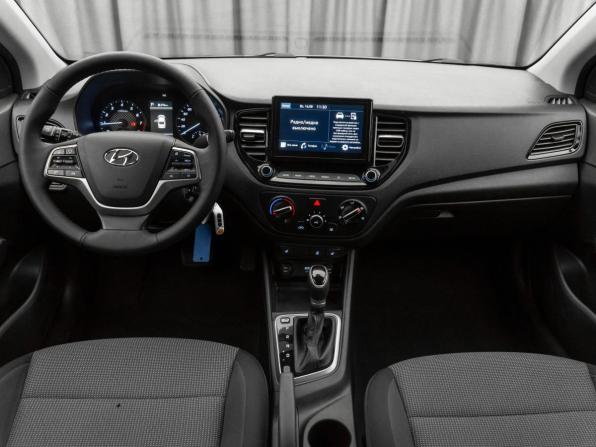 Hyundai Solaris II Рестайлинг с пробегом 2021 года, цена 1 370 000 рублей, 182294 км, седан, Автокод Объявления