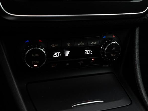 Mercedes-Benz GLA I (X156) с пробегом 2015 года, цена 1 899 000 рублей, 134139 км, внедорожник, Автокод Объявления