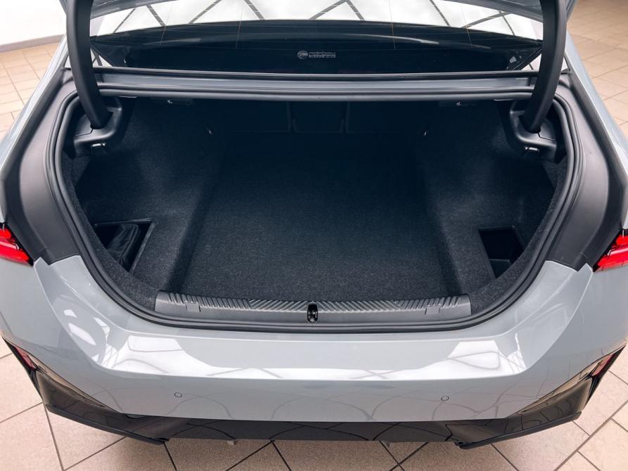 BMW 5 серии VIII (G60/G61/G68) Ростов-на-Дону  - изображение 32